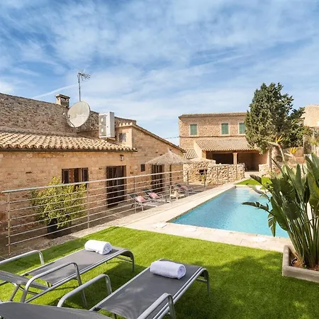 Petita Llombards Holiday home
