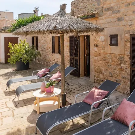 Holiday home Petita Llombards *
