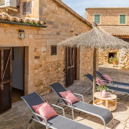 Petita Llombards Holiday home Llombarts